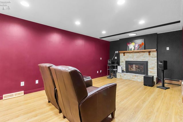 47568 Middle Ridge Road, Amherst, OH 44001