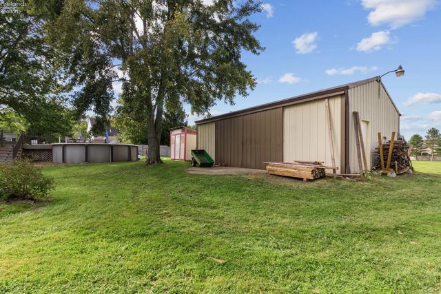 47568 Middle Ridge Road, Amherst, OH 44001