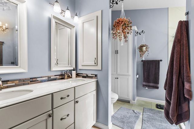 47568 Middle Ridge Road, Amherst, OH 44001