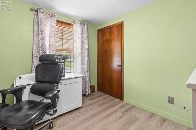 47568 Middle Ridge Road, Amherst, OH 44001