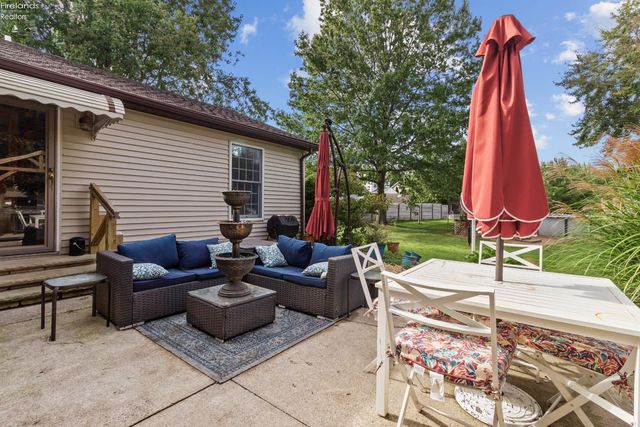 47568 Middle Ridge Road, Amherst, OH 44001