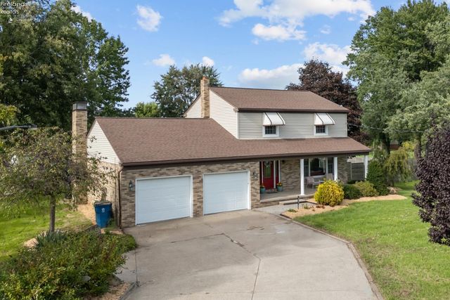 47568 Middle Ridge Road, Amherst, OH 44001