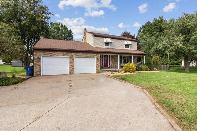 47568 Middle Ridge Road, Amherst, OH 44001