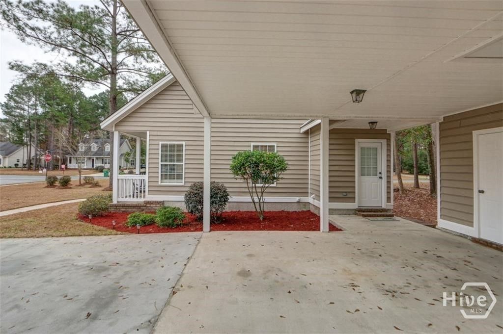 Image 3 of property listing at 87 Fellwood Drive, Rincon, GA 31326
