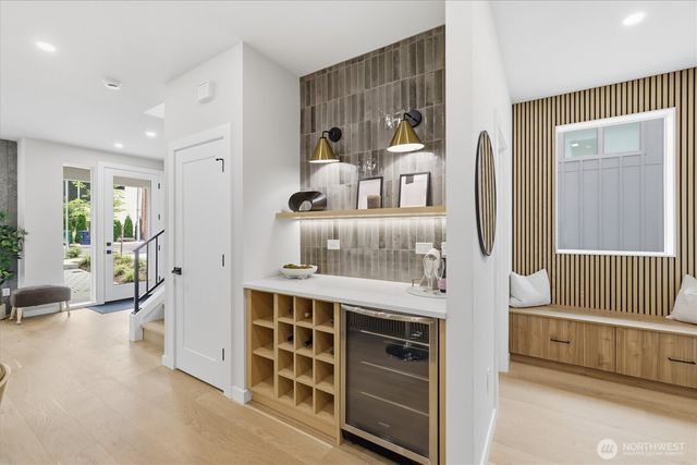 12426 NE 90th Street, Kirkland, WA 98033