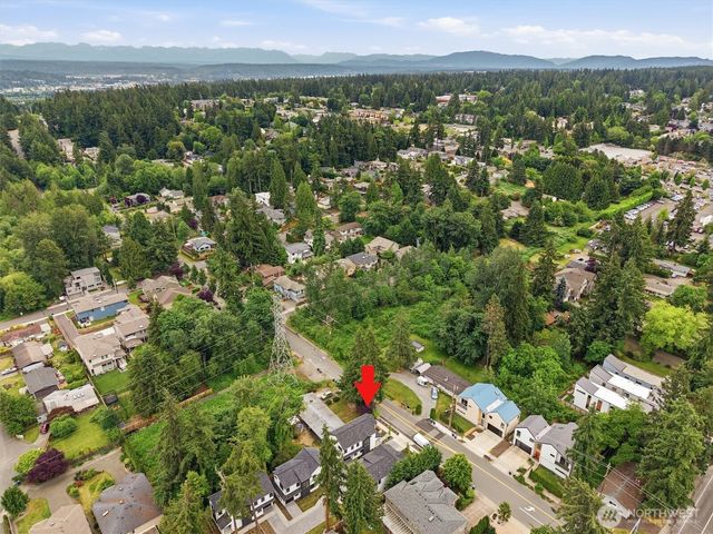 12426 NE 90th Street, Kirkland, WA 98033