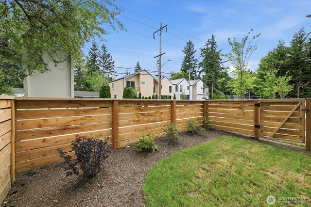 12426 NE 90th Street, Kirkland, WA 98033