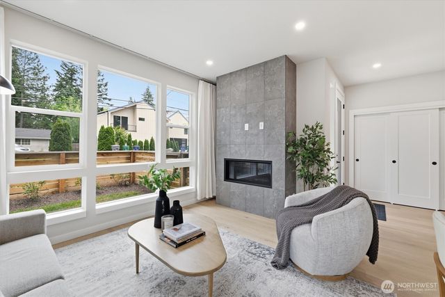 12426 NE 90th Street, Kirkland, WA 98033