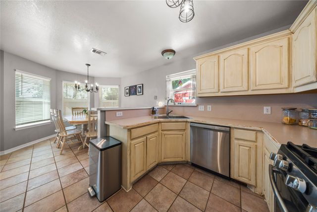 506 Wild Springs Drive, Midlothian, TX 76065