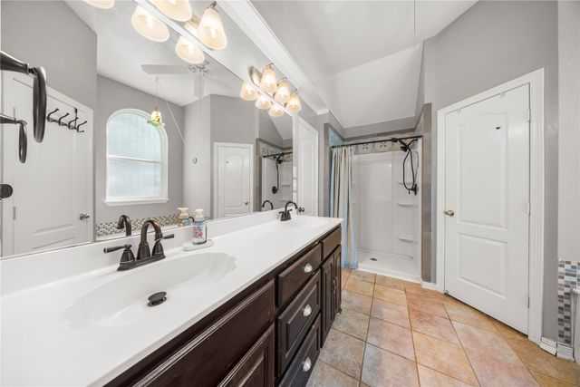 506 Wild Springs Drive, Midlothian, TX 76065