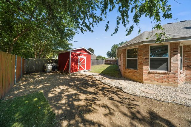 506 Wild Springs Drive, Midlothian, TX 76065
