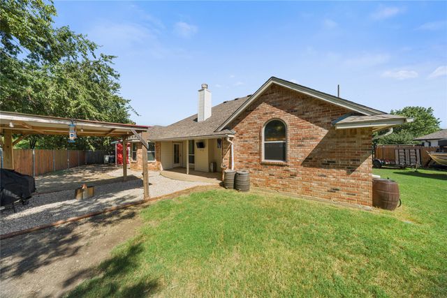 506 Wild Springs Drive, Midlothian, TX 76065