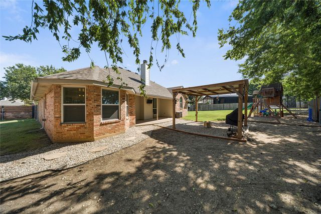 506 Wild Springs Drive, Midlothian, TX 76065