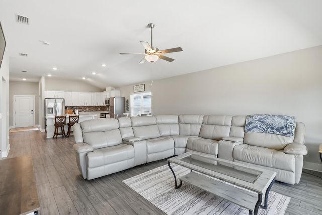 222 Boggy Creek Way, Panama City, FL 32404