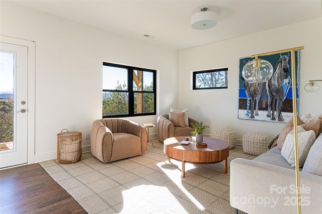 608 Storybook Villas Trail, Asheville, NC 28804