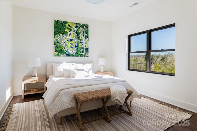 608 Storybook Villas Trail, Asheville, NC 28804