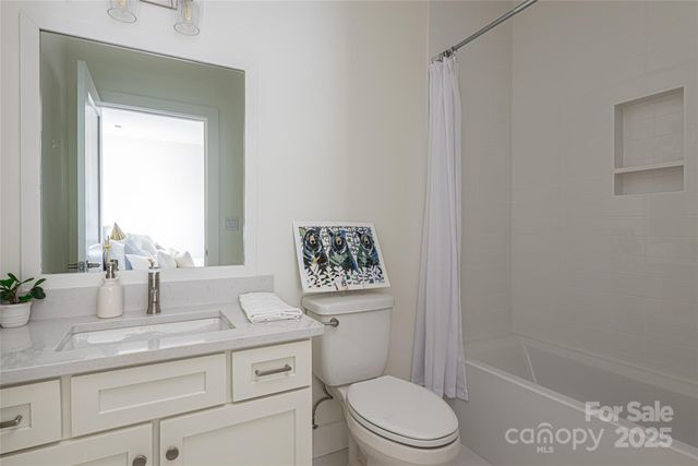 608 Storybook Villas Trail, Asheville, NC 28804