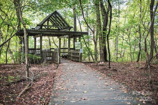 608 Storybook Villas Trail, Asheville, NC 28804