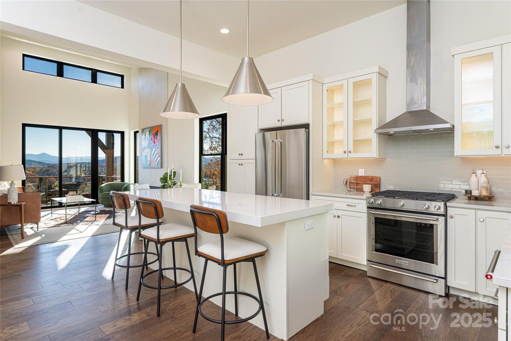 608 Storybook Villas Trail, Asheville, NC 28804