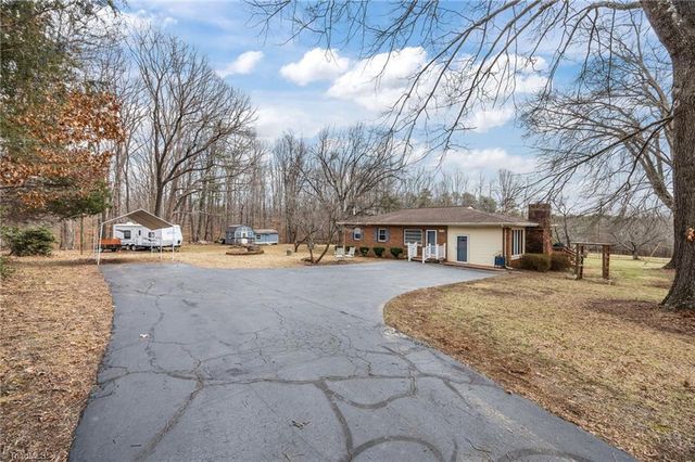 289 Vfw Road, Reidsville, NC 27320