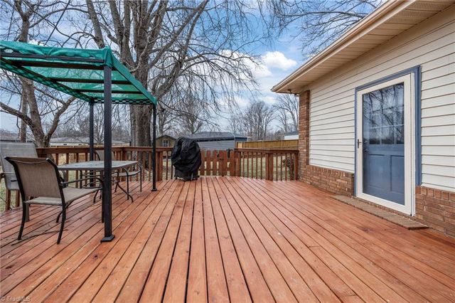 289 Vfw Road, Reidsville, NC 27320