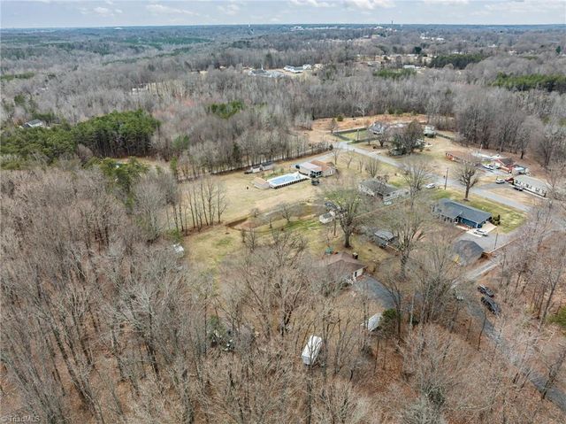 289 Vfw Road, Reidsville, NC 27320
