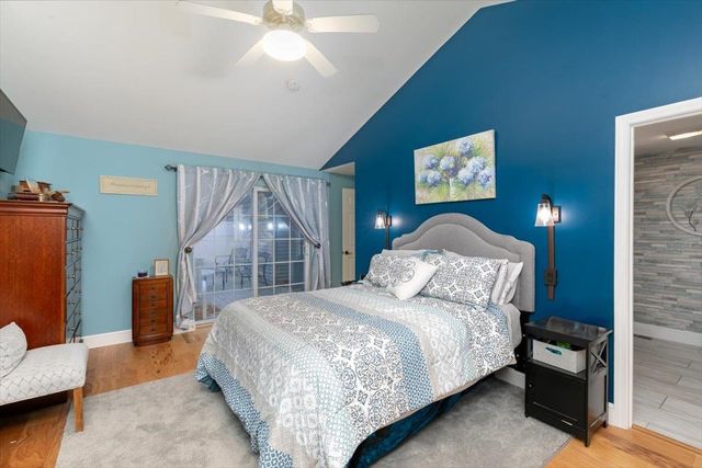 40 Cricket Hill Road, East Kingston, NH 03827