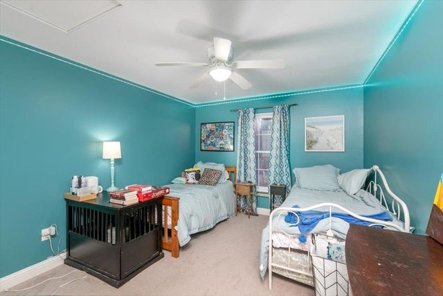 40 Cricket Hill Road, East Kingston, NH 03827