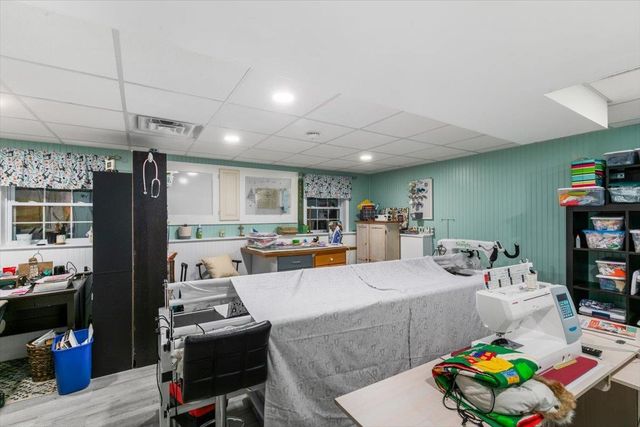 40 Cricket Hill Road, East Kingston, NH 03827