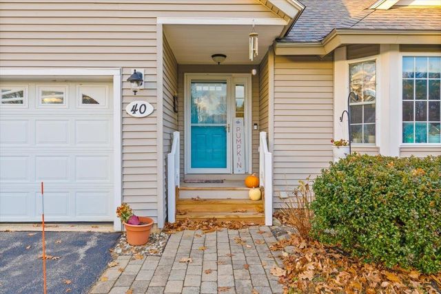 40 Cricket Hill Road, East Kingston, NH 03827