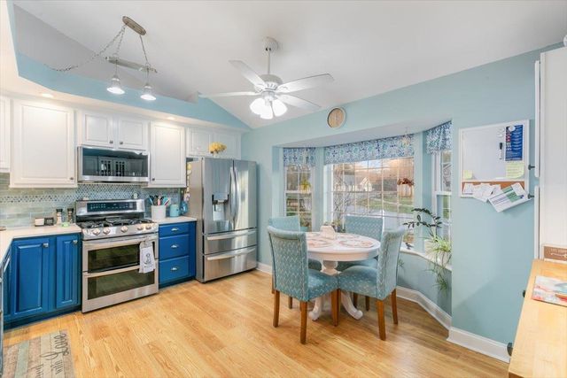 40 Cricket Hill Road, East Kingston, NH 03827