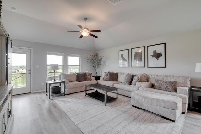 1000 Bright Star CV, Georgetown, TX 78628