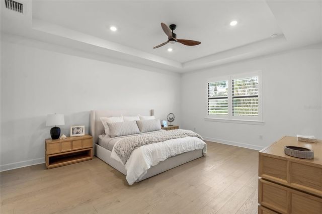 7765 GRANDE SHORES DRIVE, Sarasota, FL 34240