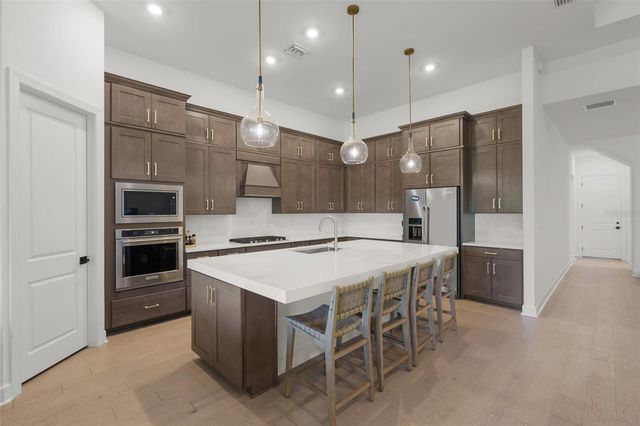 7765 GRANDE SHORES DRIVE, Sarasota, FL 34240