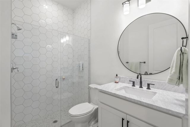 7765 GRANDE SHORES DRIVE, Sarasota, FL 34240