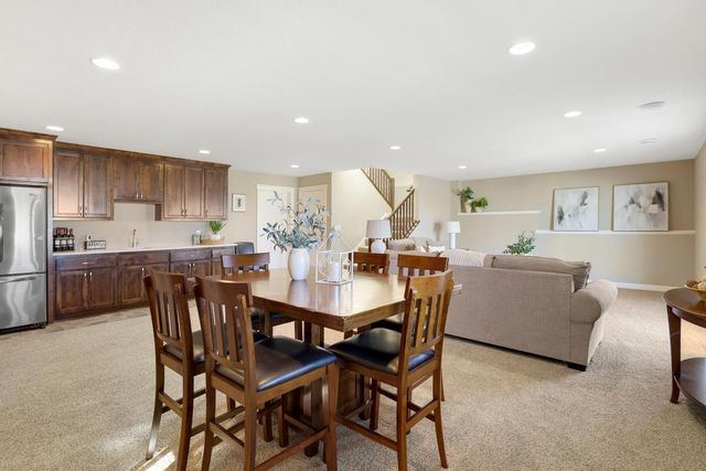 20115 Harvest Drive, Lakeville, MN 55044