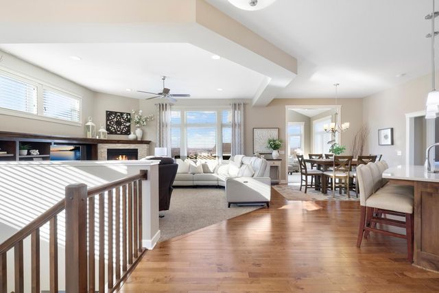 20115 Harvest Drive, Lakeville, MN 55044