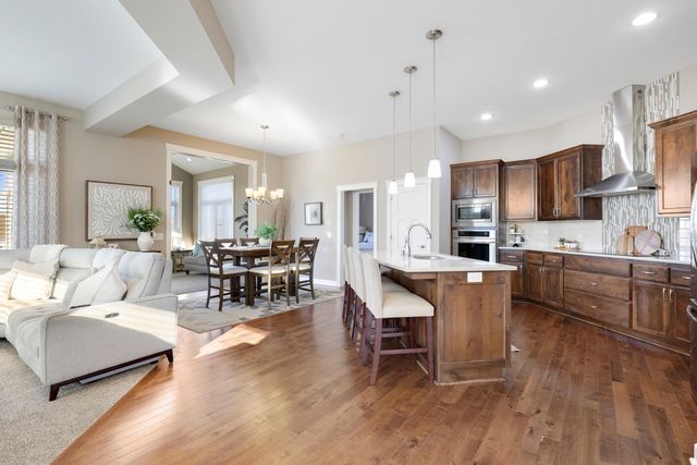 20115 Harvest Drive, Lakeville, MN 55044