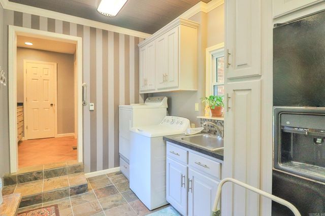 1509 Hillcrest Drive, Jonesboro, AR 72401