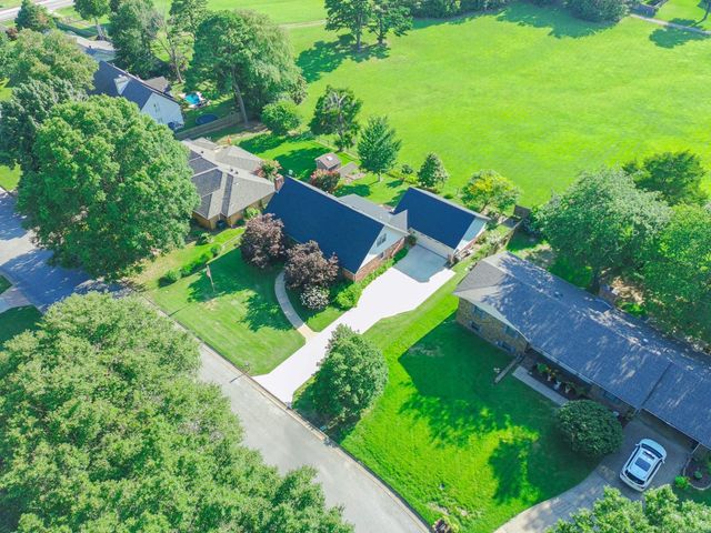 1509 Hillcrest Drive, Jonesboro, AR 72401