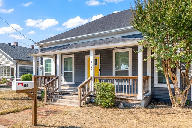 103 May Avenue, Cleburne, TX 76031