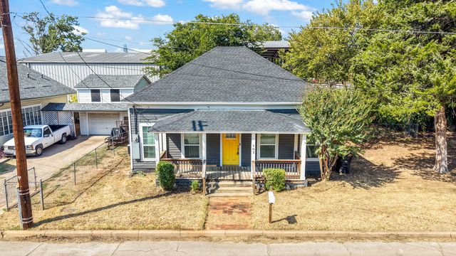 103 May Avenue, Cleburne, TX 76031
