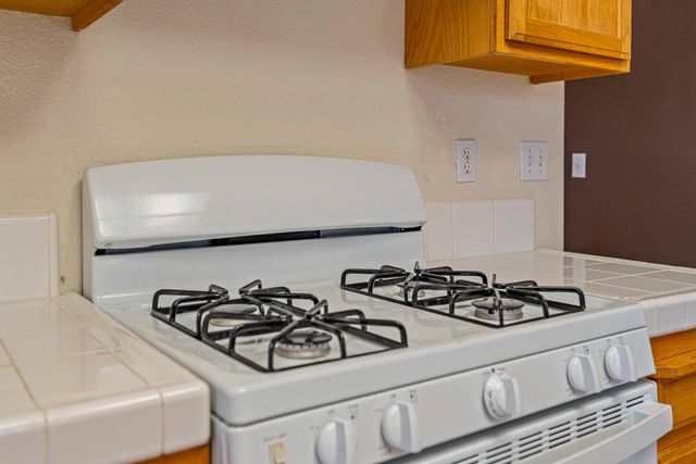 2909 Kingman Ct, Modesto, CA 95355