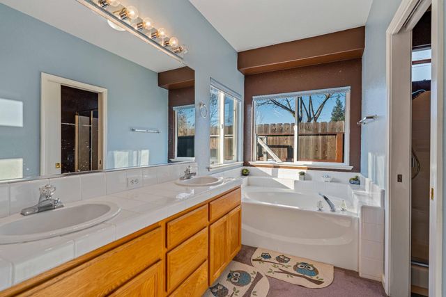 2909 Kingman Ct, Modesto, CA 95355