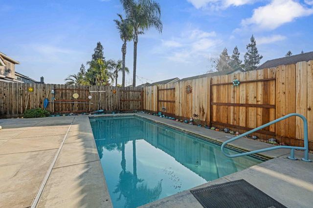 2909 Kingman Ct, Modesto, CA 95355