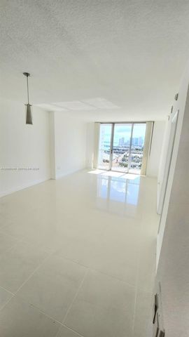 1750 N Bayshore Dr 2010, Miami, FL 33132