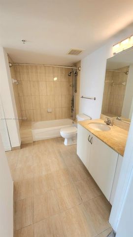 1750 N Bayshore Dr 2010, Miami, FL 33132