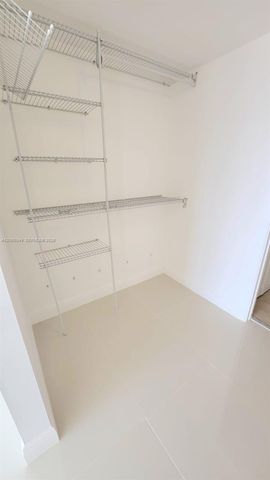 1750 N Bayshore Dr 2010, Miami, FL 33132
