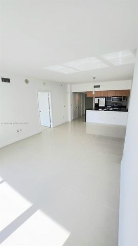 1750 N Bayshore Dr 2010, Miami, FL 33132
