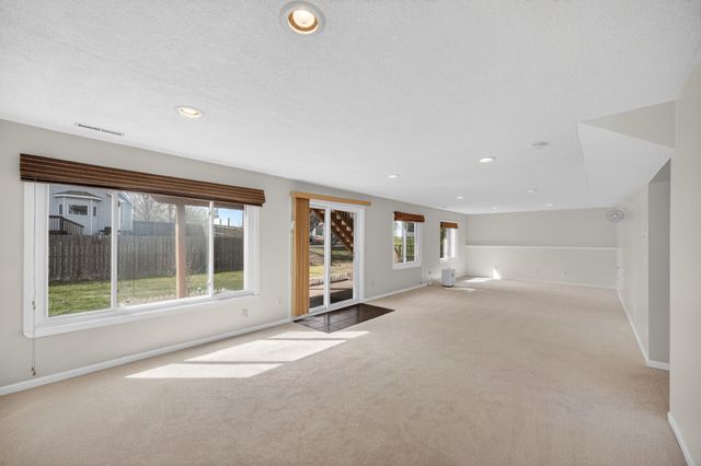 206 NW Springbrooke Court, Ankeny, IA 50023